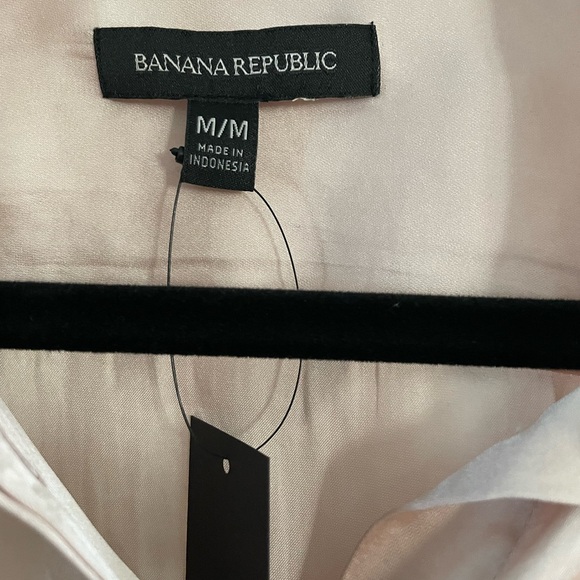 Banana Republic champagne dressy button down shirt - Picture 2 of 5